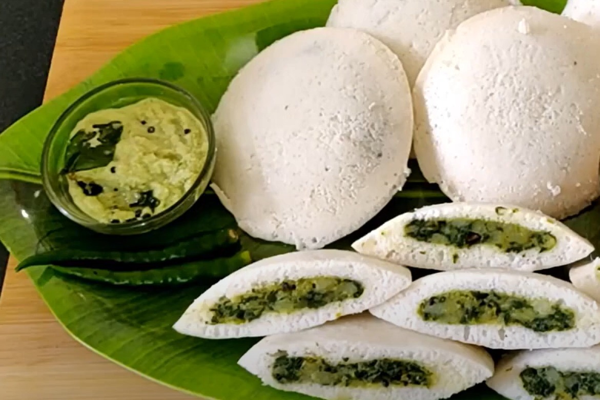 நிரப்பப்பட்ட கீரை இட்லி